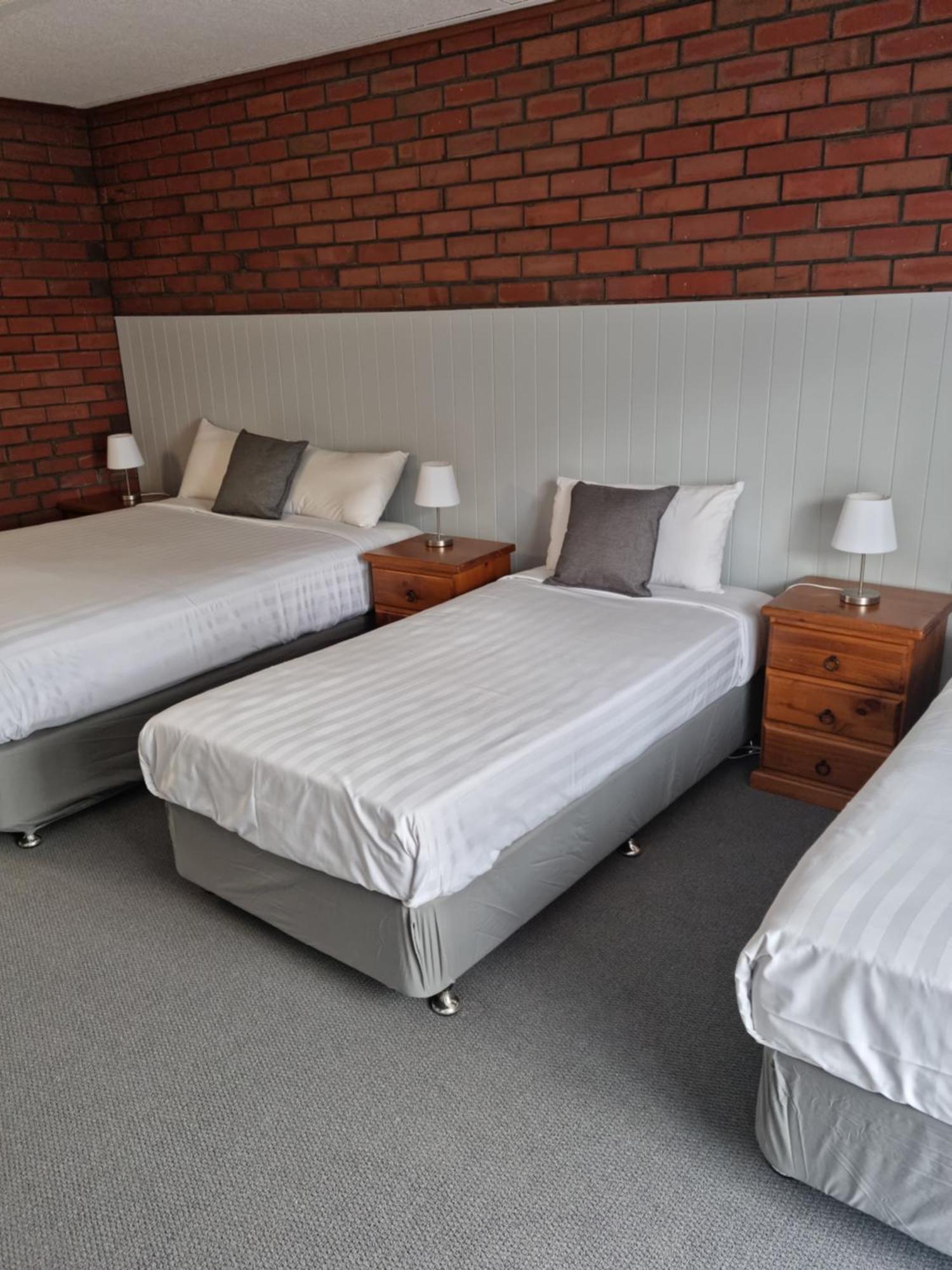 Mid City Plantation Motel 밀두라 외부 사진
