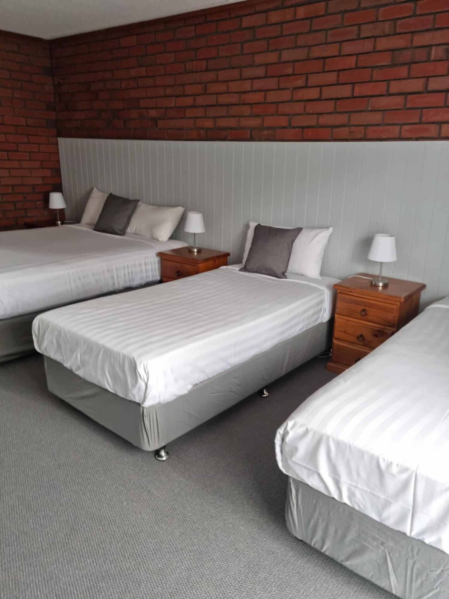 Mid City Plantation Motel 밀두라 외부 사진
