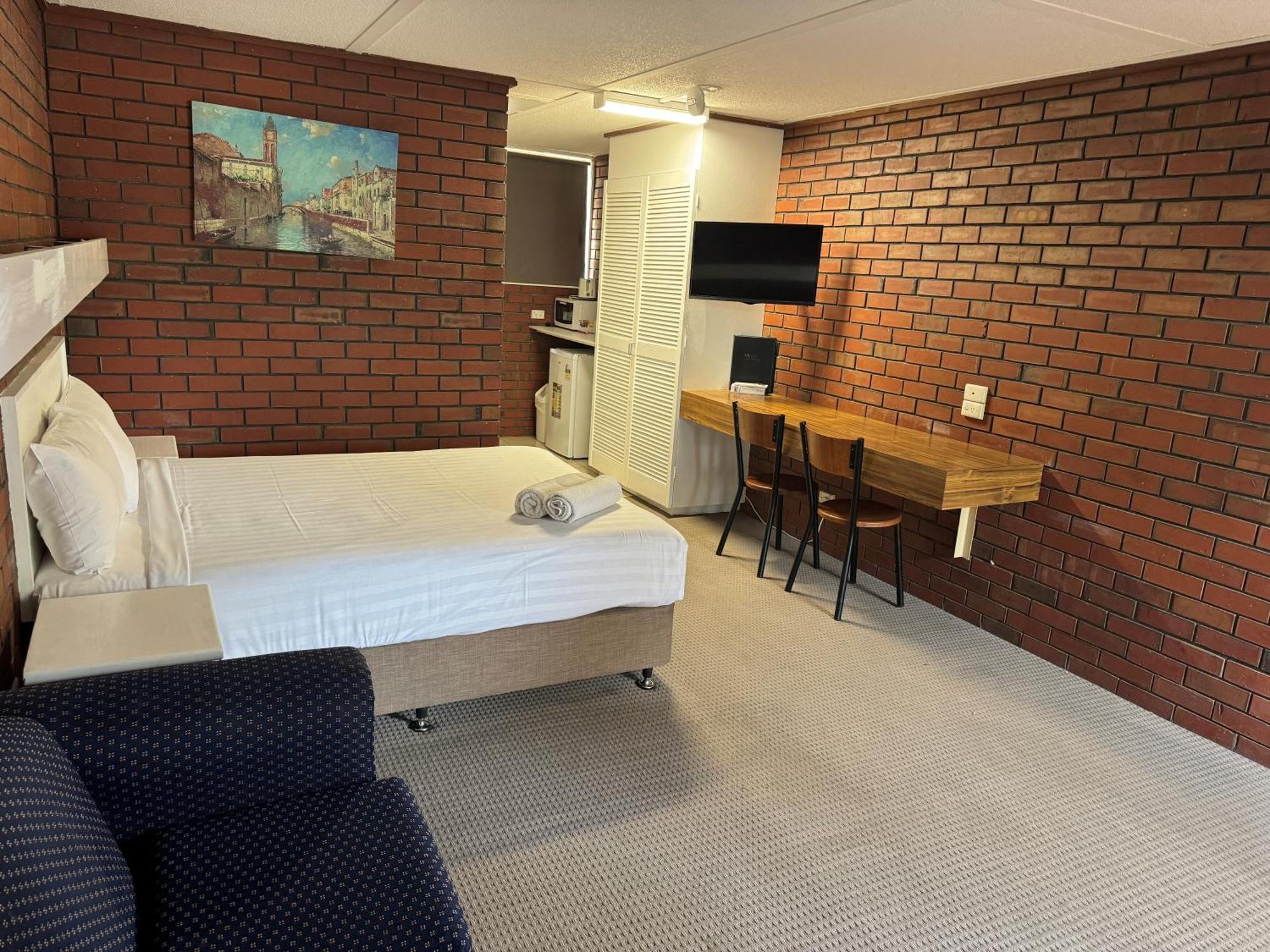 Mid City Plantation Motel 밀두라 외부 사진