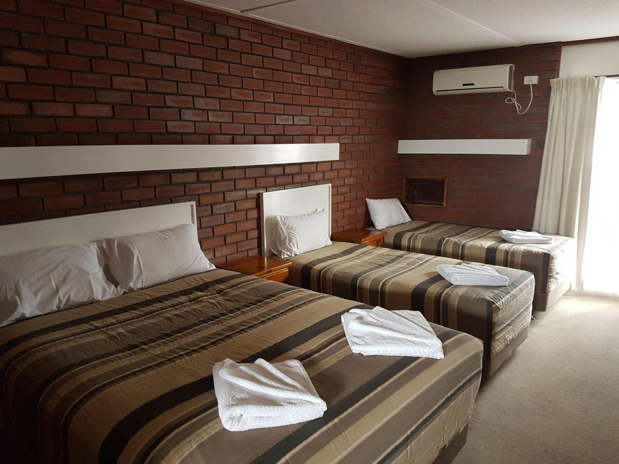 Mid City Plantation Motel 밀두라 외부 사진