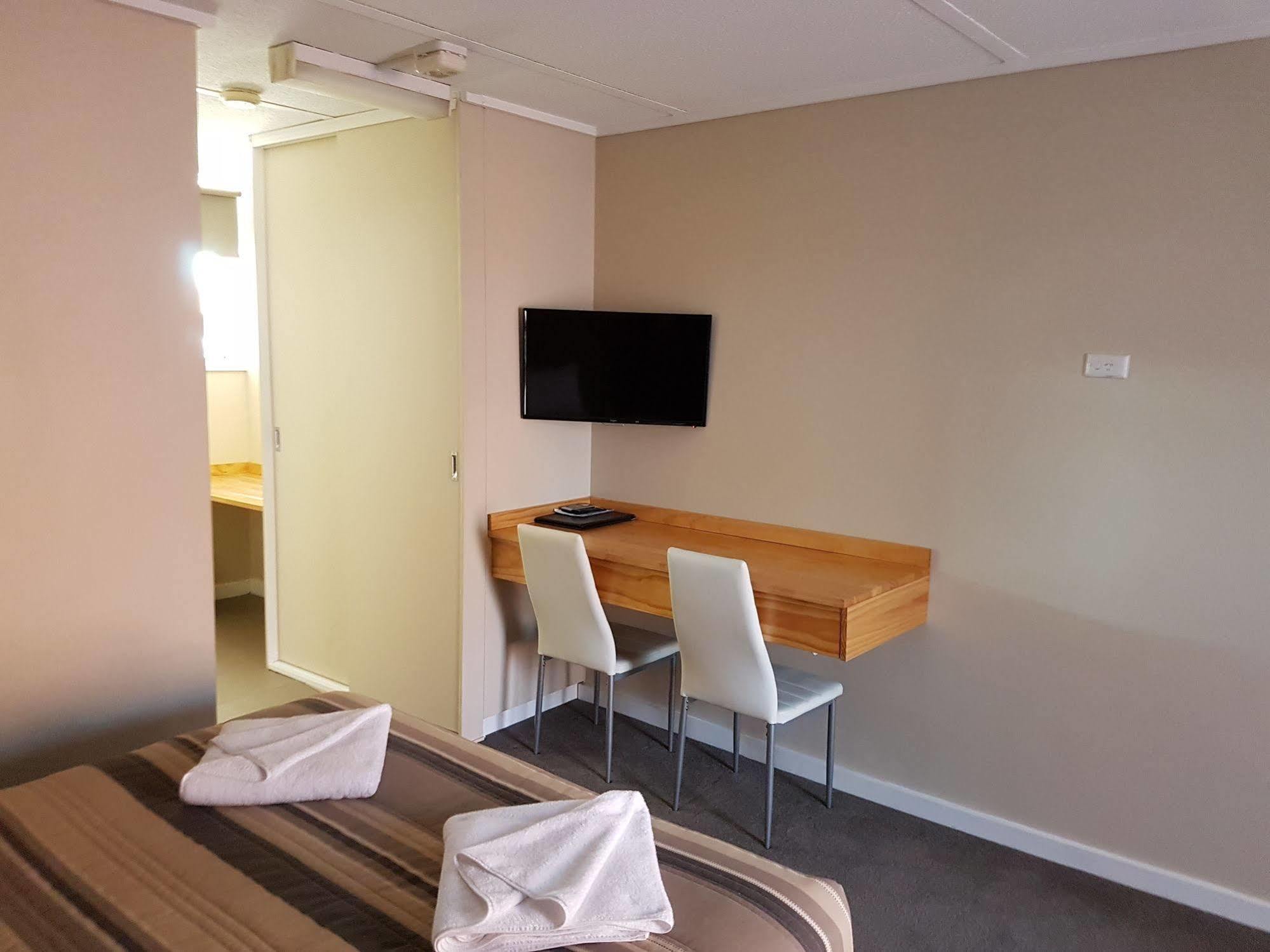 Mid City Plantation Motel 밀두라 외부 사진